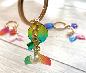 Llavero de Cola de Sirena Colorido con Colgante de Estrella y Dije de Perla, Llavero de Resina con Mosquetón para Niñas - Product Image 5