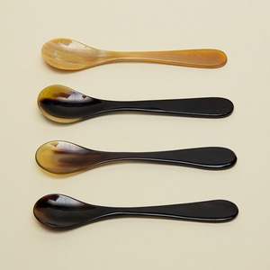 Cuillère en corne de buffle naturelle de qualité supérieure, nouveau design unique, pour la vie quotidienne et la présentation culinaire, avec taille personnalisée - Product Image 5