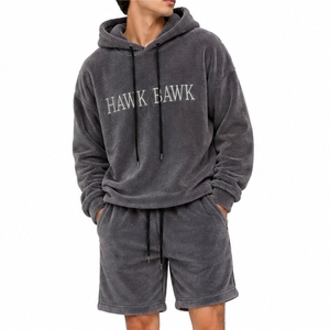 Ensemble sweat à capuche et short pour homme – Tenue décontractée de détente – Sweat à capuche oversize de qualité supérieure – Coupe décontractée pour le quotidien – Tendance et léger - Product Image 2