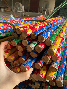 Palos de escoba de madera recubiertos de PVC ecológicos de alta calidad, precio directo de fábrica, mango de madera duradero, personalizable, Panda - Product Image 1