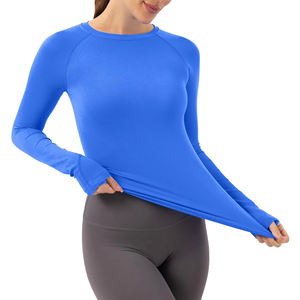 T-shirt de compression pour femme, anti-transpiration, coupe ajustée, idéal pour la gym, la course et l'entraînement - Product Image 4