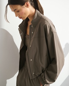 Women's Olive Green Stand Collar Blouson Jacket With <b>Zipper</b> Closure Full Sleeve Utility Style Woven Polyester Spring Wear - Product Image 3