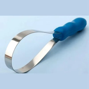 Grattoir à poils de cheval en acier inoxydable dentelé, brosse de toilettage efficace pour enlever les poils d'animaux pour chevaux, chiens et bétail - Product Image 2