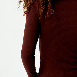 Camiseta Henley Corta de Verano para Mujer, Personalizada, Bordada, al por Mayor, OEM, ODM, Alta Calidad, 100% Algodón, Transpirable - Product Image 6