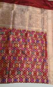 Sari de Seda Brocada Banarasi con Borde de Lujo, Estilo Kanchipuram, Tejido Jacquard, Sari Tradicional Indio para Fiestas - Product Image 3