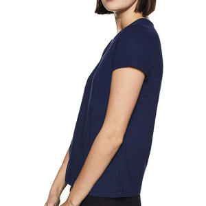 T-shirt Confortable pour Femme à Coupe Classique, Longueur Standard, Style Urbain et Tendance - Product Image 2