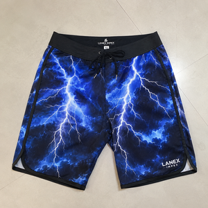 กางเกงขาสั้นชายแห้งเร็วลายพายุสายฟ้า ยืดได้ 4 ทิศทาง กางเกงว่ายน้ำสำหรับเล่นเซิร์ฟ กางเกงชายหาดแบบสั่งทำได้ ชุดกีฬาทางน้ำ - Product Image 6