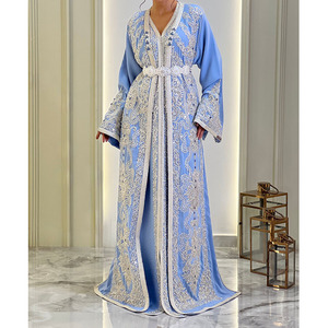 Kaftan de Mariage Marocain Fait Main avec Détails Artisanaux Tissu Premium Fournisseur et Fabricant de Vêtements en Gros - Product Image 6