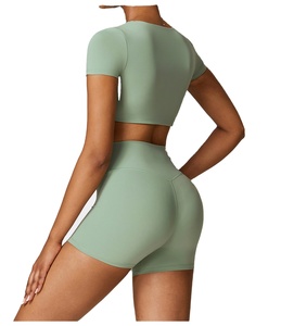 Logo personnalisé 2 pièces Fitness Biker Shorts ensembles costume de sport à manches courtes chemises haut femmes tenue de sport Yoga ensemble 2026 - Product Image 6