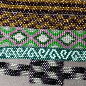 Bracelet artisanal en perles, bandes colorées, perles de pierre à motifs, noir/jaune/argent, certifié IGI pour la fabrication de bracelets - Product Image 4