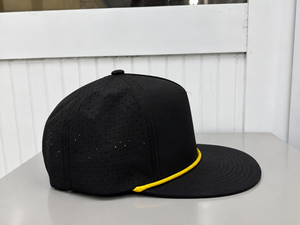 Gorra Snapback de 5 Paneles con Visera Plana, Perforaciones Láser y Logotipo Personalizado, Fabricada en Vietnam, Estilo Deportivo y Cómodo - Product Image 3