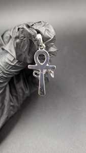 Collier pendentif croix Ankh en moissanite incolore sertie de diamants, en argent 925, style hip-hop, pour hommes spirituels, à prix réduit - Product Image 4