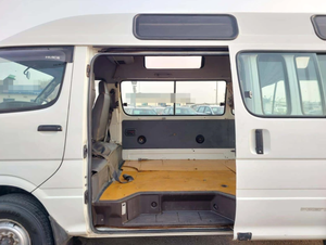 ใช้งานอย่างระมัดระวัง รถพยาบาลรุ่น TOYOTA HIACE ปี 2001 - Product Image 3