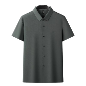 Camiseta de Cuello Redondo Lisa Premium para Hombre, Suave, Transpirable, Ligera, de Algodón, Informal, con Corte Regular y Cómodo - Product Image 1