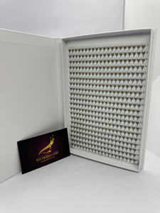 Extensiones de Pestañas de Alta Calidad con Base Puntiaguda, Abanicos de Volumen Preformados 4D-20D, Longitud Mixta 8-25mm, Efecto Wispy, Ultra Rápido - Product Image 4