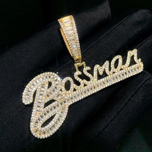 Colgante personalizado Bassman Iced Out con nombre, chapado en oro de 18k, cristal baguette, joyería hip hop para hombre, regalo para enamorados - Product Image 1
