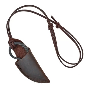 Colgante de cuchillo de caza estilo medieval de acero inoxidable forjado, con hoja de Damasco, ligero, accesorio para exteriores - Product Image 3