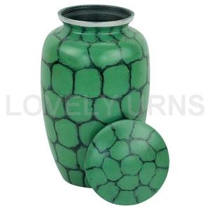 Urna de Aluminio Avenue - Extra Grande La Urna de Aluminio Avenue - Extra Grande es de gran tamaño y presenta un diseño en verde y negro. - Product Image 5