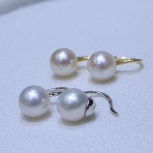 Boucles d'oreilles simples pour femmes en perles d'eau douce de 5 à 6 mm, perles Mantou, fleurs en dentelle brillantes avec perles d'eau douce naturelles, vente en gros - Product Image 3