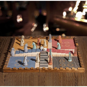Juego de mesa Ludo de madera para cuatro jugadores con piezas en forma de caballo, juguete de mesa de estrategia moderno para diversión y entretenimiento familiar - Product Image 3