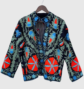 Veste en coton brodée à la main avec des motifs floraux, col rabattu, manches longues, style Prairie Chic, manteau d'automne pour femmes - Product Image 1