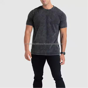 Camiseta de Hombre al por Mayor, 250 GSM, Personalizada con Bordado, Lisa, Manga Corta, Alta Calidad, 100% Algodón Preencogido, Tejido Grueso - Product Image 2