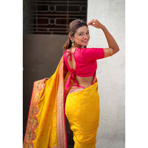 Sari de Pashmina de Seda Darbari con Bordado Zari, Color Mostaza, Ropa India y Pakistaní, 700g, Tejidos de Élite - Product Image 3