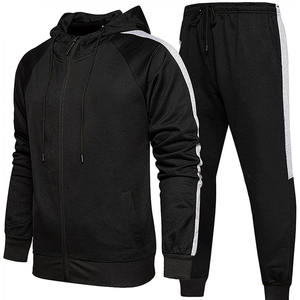Chándal deportivo para hombre diseñado para entrenamiento y uso casual, con textura suave, material que absorbe el sudor y estilo atlético. - Product Image 1