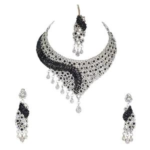 ชุดเครื่องประดับวินเทจโลหะผสมประดับเพทายชุบเงินสำหรับผู้หญิง ชุดสำหรับงานหมั้น งานแต่งงาน งานครบรอบ งานเลี้ยงฉลอง พร้อมสร้อยคอและต่างหู - Product Image 1