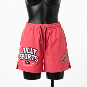 Chaqueta cortavientos para mujer, 120 GSM, poliéster taslon premium, color rojo coral, con bordado de chenilla, logotipo personalizado, pantalones cortos para mujer - Product Image 1