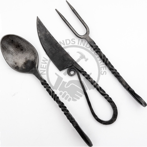 Nuevo Juego de Cubiertos Vikingos, Juego de Utensilios de Hierro Forjado a Mano, Diseño Trenzado, Juego de Cubiertos Medievales para Comer - Product Image 1