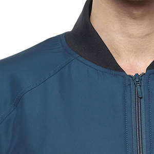 Dernière conception – Blouson bomber homme en toile polyester/coton avec col montant, imperméable et respirant – Vente en gros – Veste d'hiver - Product Image 4