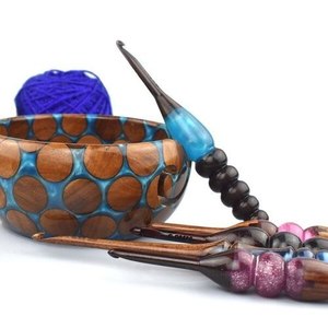 ชามไม้ลายแม่น้ำเรซิ่นอีพ็อกซี่ ชามเสิร์ฟผลไม้ทำมือ ของตกแต่งไม้สไตล์เรียบง่าย ของประดับตกแต่งโต๊ะอาหารสมัยใหม่ - Product Image 1