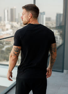 T-shirt à manches courtes pour hommes, noir jais, coupe slim, manches raglan, pour l'entraînement et la gym - Product Image 3