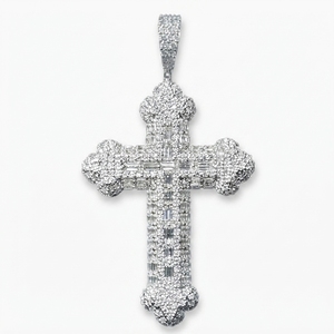 Pendentif Croix en Platine PT950 avec Diamants Ronds et Baguette 2,68 carats, Bijou Hip Hop Iced Out, Collier Religieux en Platine Massif 11g - Product Image 1