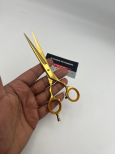 Tijeras de peluquería profesionales de 6 pulgadas J2 de acero inoxidable japonés, color oro plasma, para salón de belleza. - Product Image 4