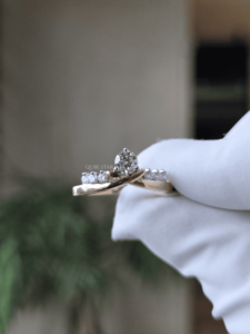 Bague de fiançailles en or avec diamant de laboratoire 0,4 carat, taille ronde, six pierres entrecroisées, bijou de promesse pour femme - Product Image 2