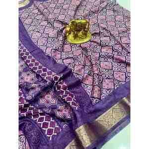 DISEÑADOR DOLA SILK BANDHEJ PRINT y VISCOSA ZARI BORDER WORK SAREE CON BLUSA DESCOSADA LAVANDA - Product Image 1