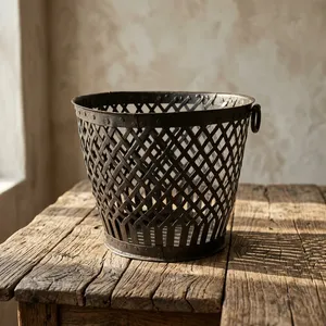 Cesta de Almacenamiento de Hierro Rústica Vintage con Asa para Lavandería, Frutas, Decoración de Interiores para Casa, Hotel o Granja - Product Image 4