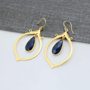 ต่างหูทรงหยดน้ำประดับอเมทิสต์ควอตซ์ชุบทอง 18k - Product Image 2