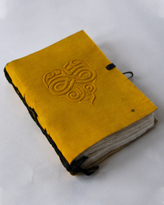 Diario de Cuero Genuino, Cuaderno Hecho a Mano con Grabado en Relieve, Cuaderno de Bocetos de Estilo Antiguo, Diario de Viaje, Regalo Estilo Boho - Product Image 4