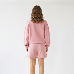 Ensemble décontracté en molleton pour femme : short à taille mi-haute avec cordon de serrage et sweat-shirt à manches longues et épaules tombantes, 100% coton - Product Image 2