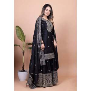Conjuntos de Diseñador para Mujer, Traje Sharara Bordado con Lentejuelas y Dupatta - Product Image 2
