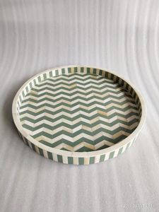 Plateau rond en os de buffle avec incrustation MOP, couleur personnalisée, motif chevron, artisanat naturel, écologique, style traditionnel pour la décoration de la maison - Product Image 4
