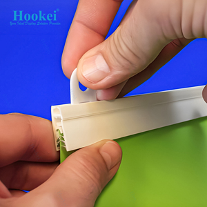 ชั้นวางโปสเตอร์แสดงโฆษณาพร้อมเสาธงอลูมิเนียมอัลลอยด์แขวนที่แขวนโปสเตอร์ผ้าใบรูปคลิปติดโปสเตอร์ซูเปอร์มาร์เก็ต - Product Image 4