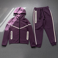 Conjunto Deportivo de 2 Piezas con Capucha, Transpirable, con Logotipo Reflectante, Estampado Invernal, Lavado, Talla Grande