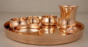Service de table en laiton, assiettes en porcelaine, vaisselle pour la maison et service de table personnalisé, et service de table pour mariage royal - Product Image 4