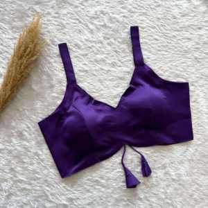 Blusa de satén de seda tejida sexy para mujer, top corto de diseñador con relleno, espalda ajustable con Dori, cuello en V, sin mangas, transpirable, para verano. - Product Image 5