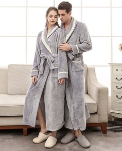 Pyjama long en velours corail épais tricoté pour homme et femme, en flanelle douce, thermique, tissé, longueur genou, collection automne-hiver - Product Image 1