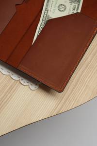 Portacontas de cuero genuino grabado a medida para restaurante, presentador de facturas de café premium, elegante carpeta para invitados LBH-0017 - Product Image 4